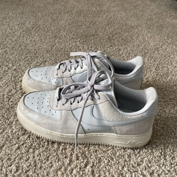 Nike Air Force 1 - Picture 6 of 7
